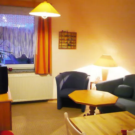 Egons Huesing 아파트 *